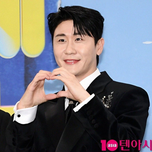 充滿粉絲愛的永卓人氣照片