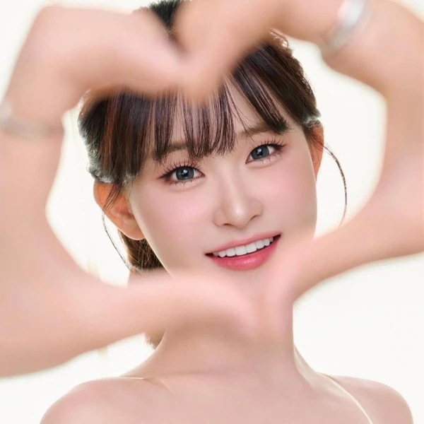 Penampilan Kim Dahyun yang paling disukai hari ini