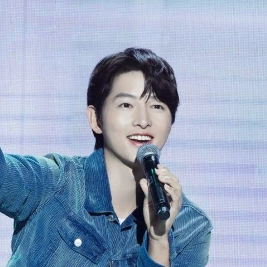 ソン・ジュンギへのファンの愛が詰まった人気写真