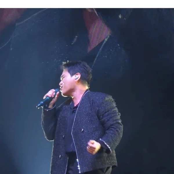 The most loved look of Lee Jung today