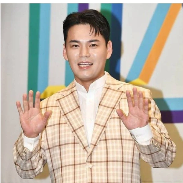 The most loved look of Lee Jung today