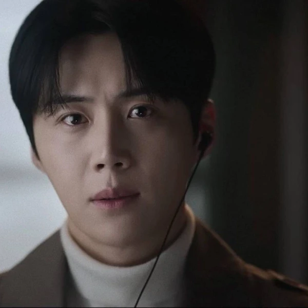 Popular photo full of fans’ love for Kim Seonho