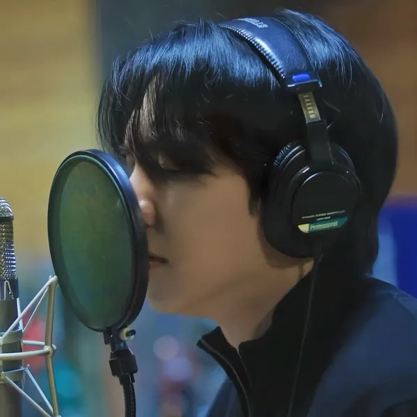 今天最受喜爱的李升基模样