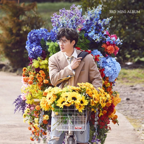 充满粉丝爱意的都暻秀 (D.O.)人气照片