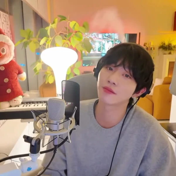 Top moment of Ahn Hyoseop chosen by fans