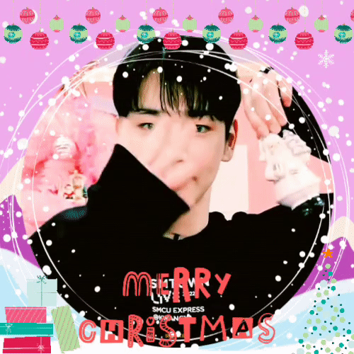 Popular photo full of fans’ love for Key