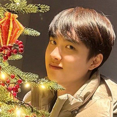 今天最受喜愛的都暻秀 (D.O.)模樣