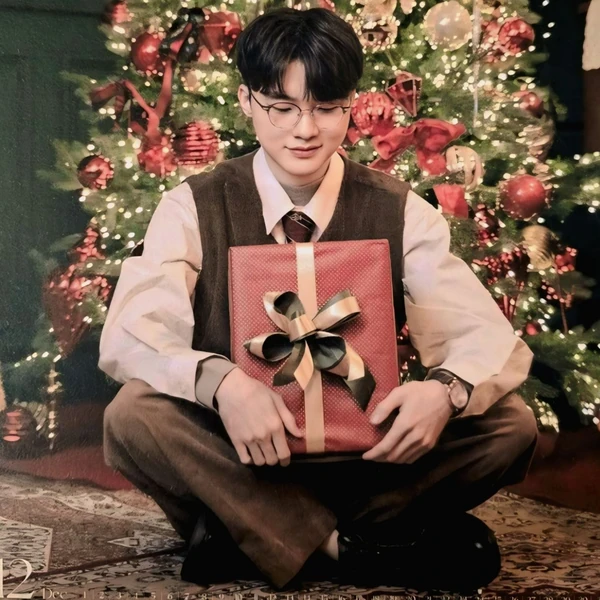 Today’s standout profile photo of Faker on Choeaedol Celeb