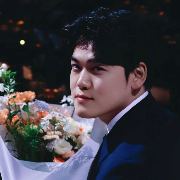 A brilliant moment of Gumayusi created by the fandom