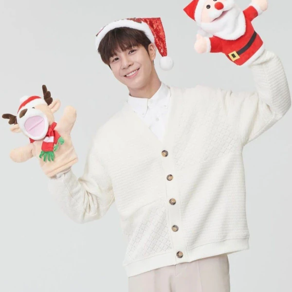 Foto populer Jeong Dongwon yang penuh cinta dari penggemar