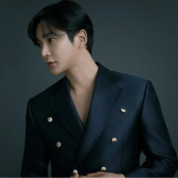 로운 팬심 가득한 인기 사진