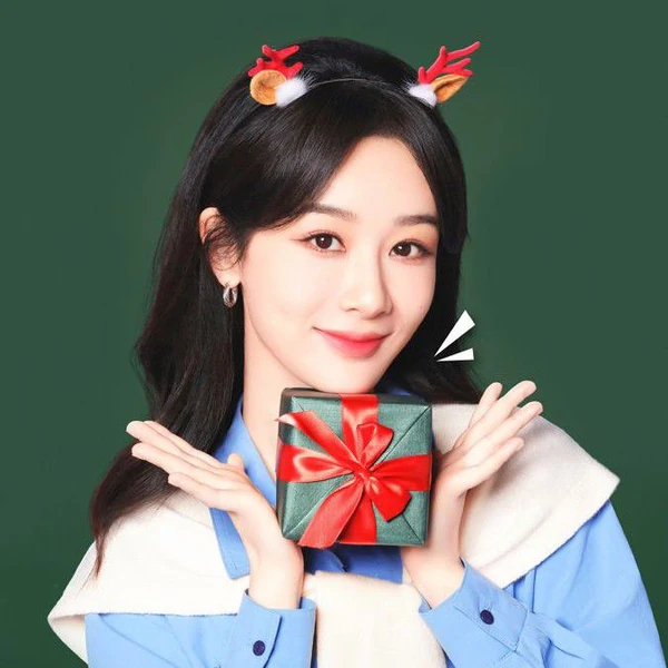 Popular photo full of fans’ love for Yang Zi