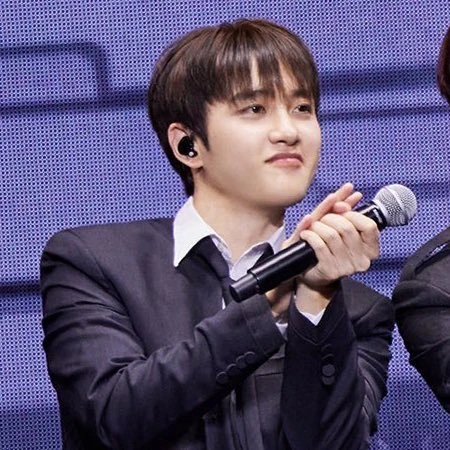 Penampilan Doh Kyungsoo (D.O.) yang paling disukai hari ini