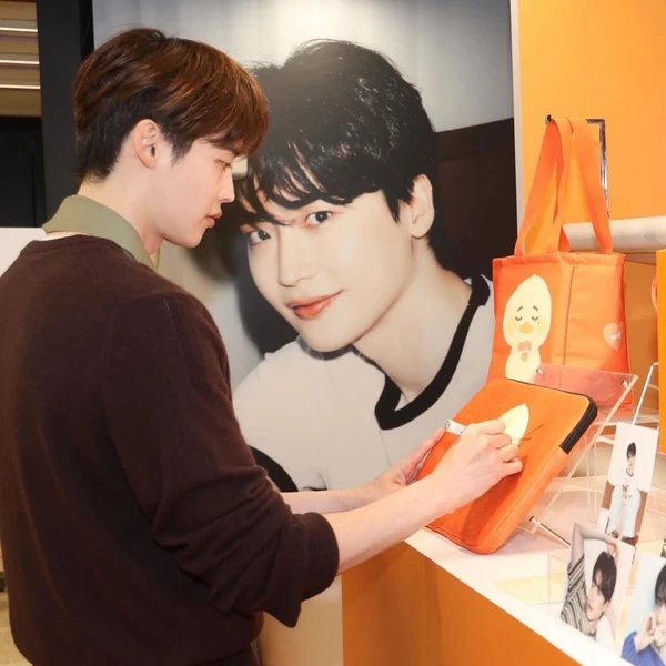 Top moment of Lee Jongsuk chosen by fans