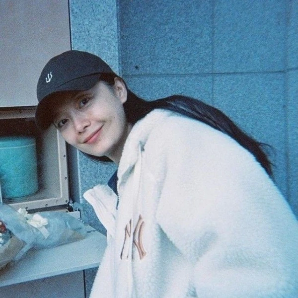 Popular photo full of fans’ love for Jeon Somin