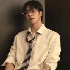 The most loved look of Nani Hirunkit Changkham today