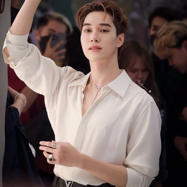 오늘 가장 사랑받은 나니 히란킷의 모습