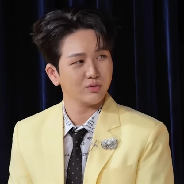 Popular photo full of fans’ love for Kim Soochan