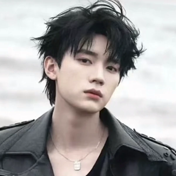 The most loved look of Zhou Yiran today