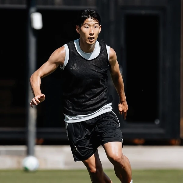 오늘 가장 사랑받은 손흥민의 모습