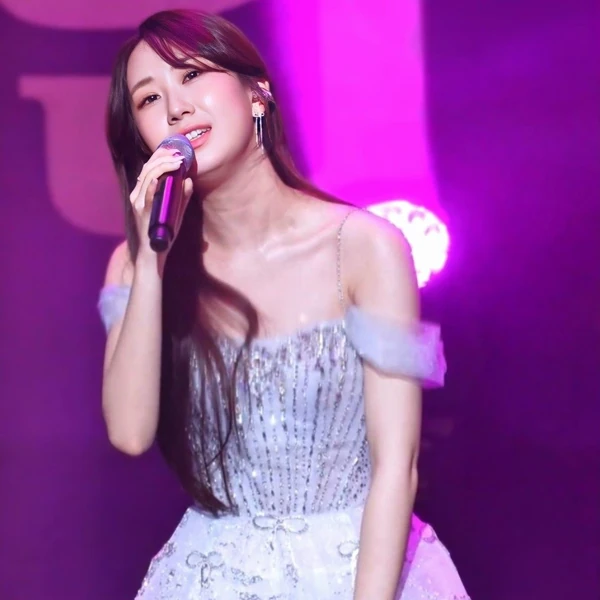 今日最も愛されたチョン・ユジンの姿