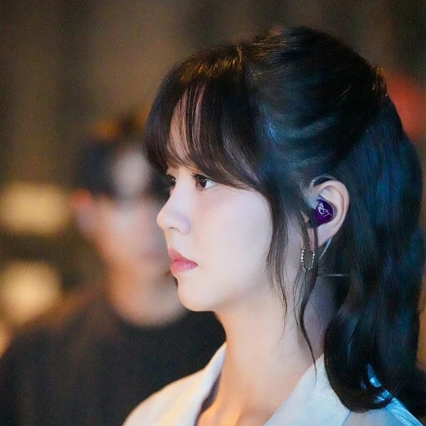 充满粉丝爱意的金所炫人气照片