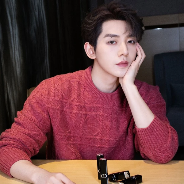 The most loved look of Deng Wei today