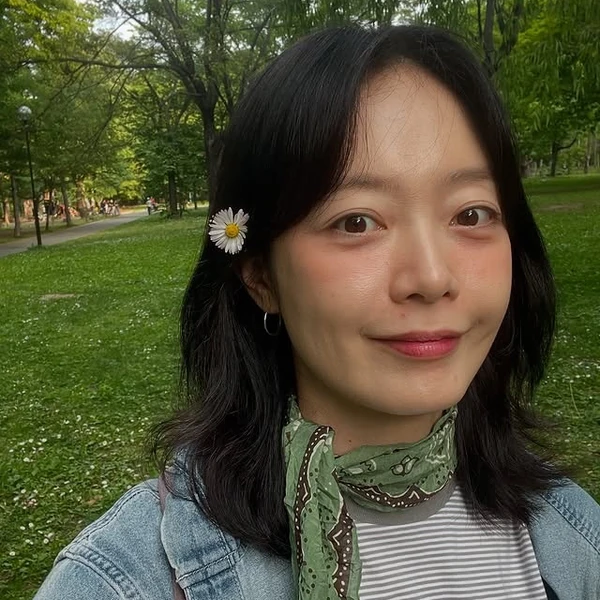 The most loved look of Jeon Somin today