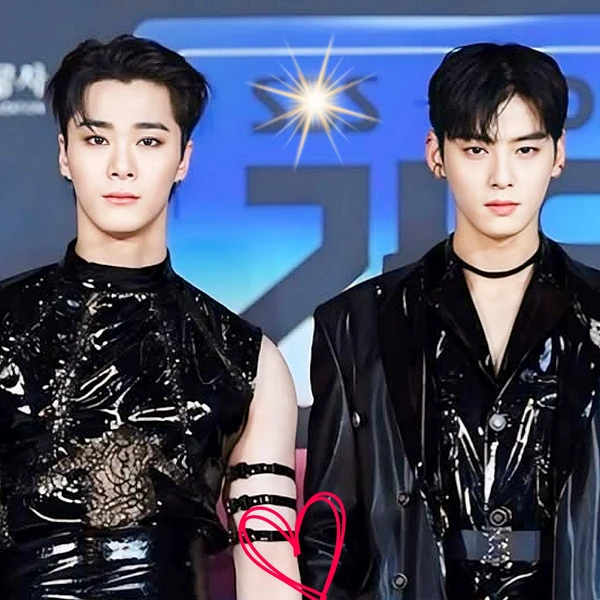 The most loved look of Cha Eunwoo today