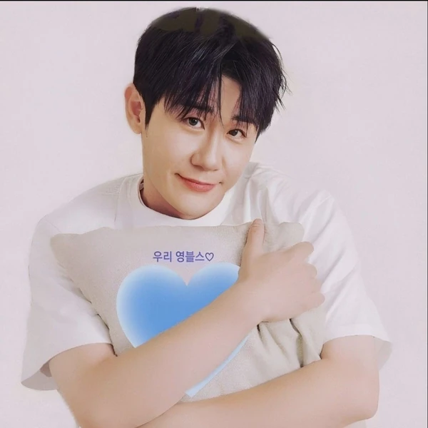 Top moment of Young Tak chosen by fans