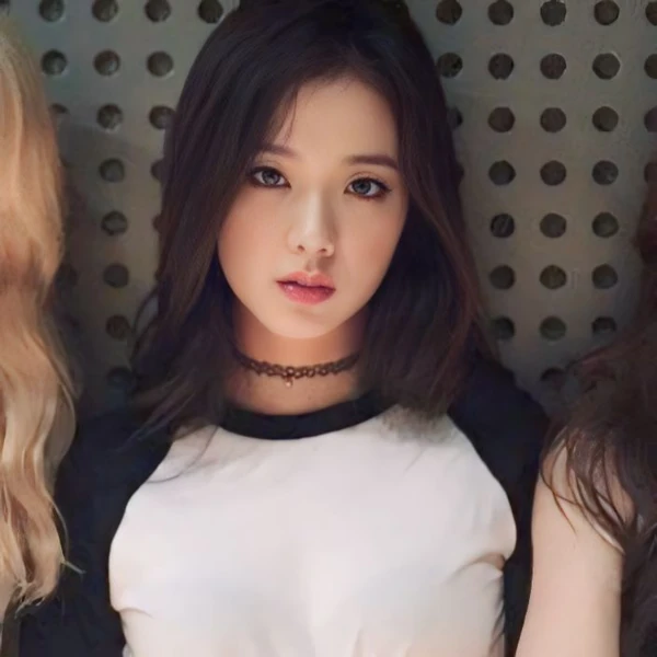 Representative photo of Jisoo (1995) showing their charm