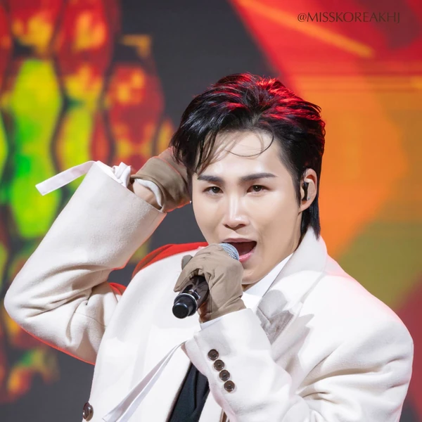 今天最受喜愛的金熙栽模樣