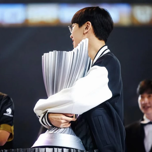 Foto profil populer Doran yang dipilih melalui voting