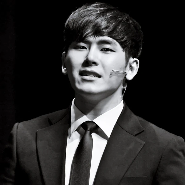 Top moment of Hoya chosen by fans