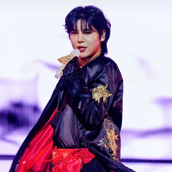 The most loved look of Kim Junsu (1991) today