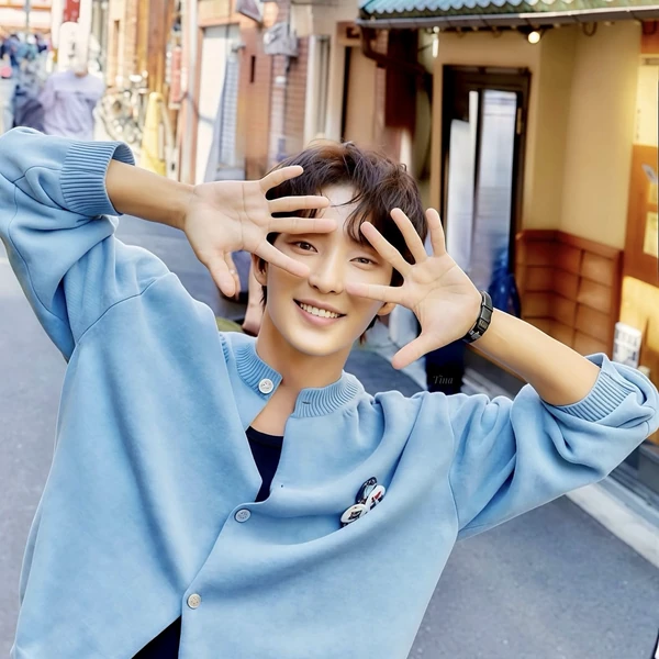 이준기 팬심 가득한 인기 사진