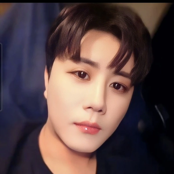 The most loved look of Jin Haesung today