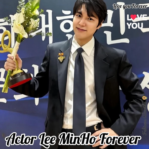 Today’s standout profile photo of Lee Minho on Choeaedol Celeb