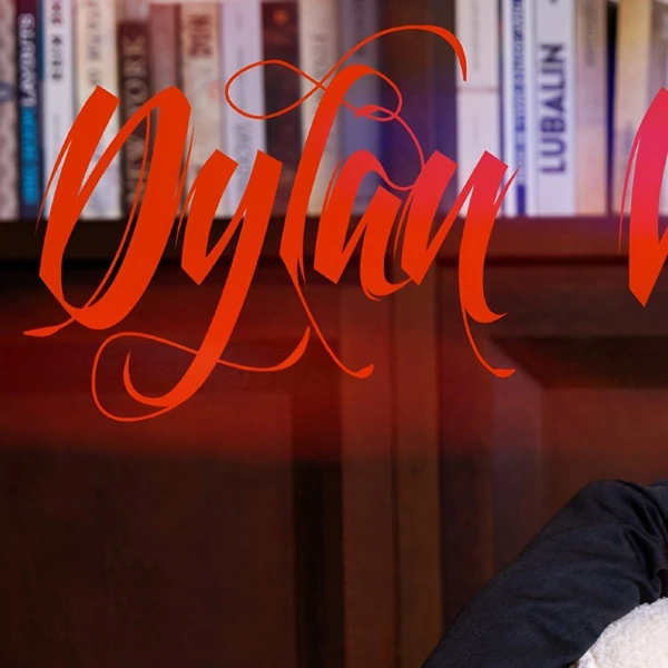 Popular photo full of fans’ love for Dylan Wang