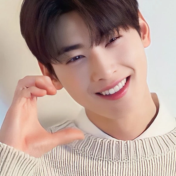 Top moment of Cha Eunwoo selected by the fandom