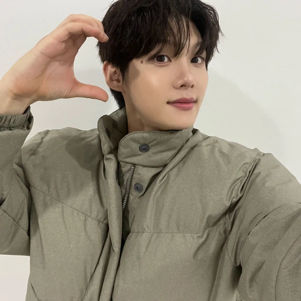 チェ・ジェミョンへのファンの愛が詰まった人気写真