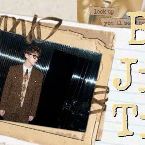 Popular photo full of fans’ love for Bai Jingting