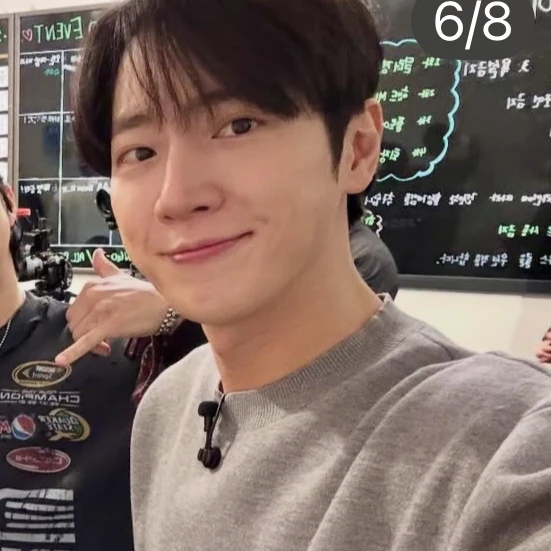 Popular photo full of fans’ love for Lee Sangyeob