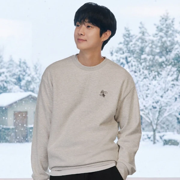 今天最受喜爱的崔宇植模样