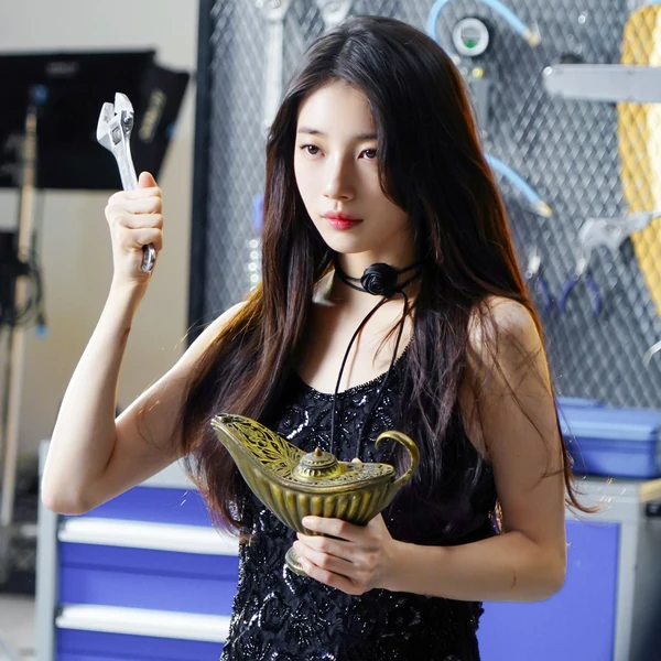 今天最受喜愛的裴秀智模樣