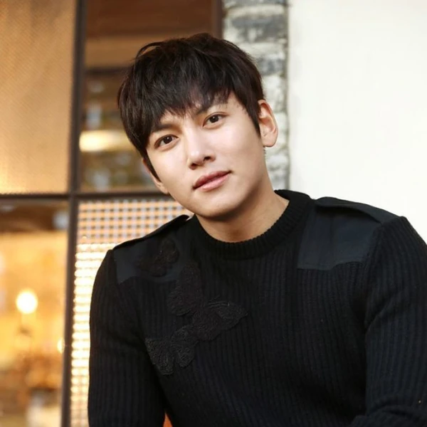 지창욱 팬심 가득한 인기 사진