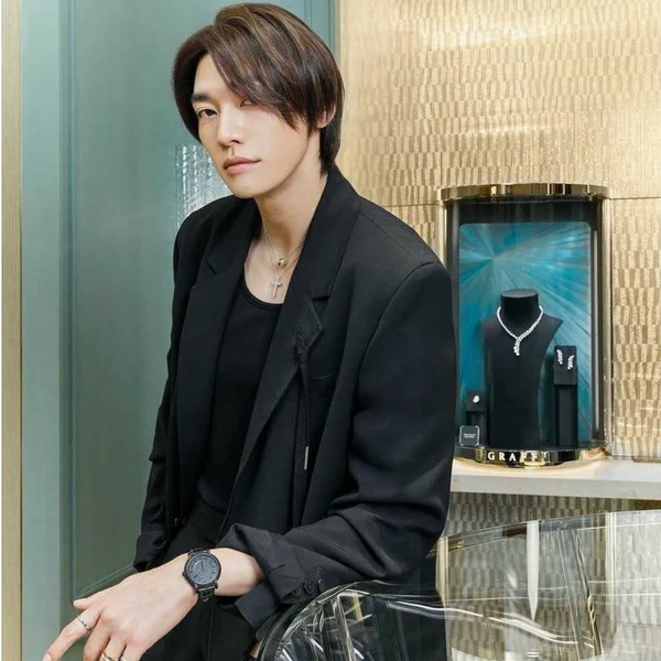 The most loved look of Kim Youngkwang today