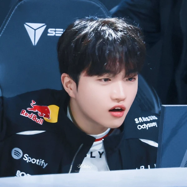 Popular profile image of Keria selected by vote