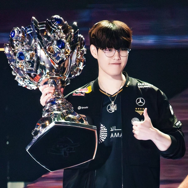 Representative photo of Oner showing their charm