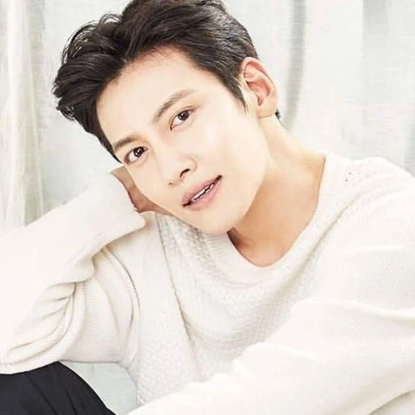 지창욱 팬심 가득한 인기 사진